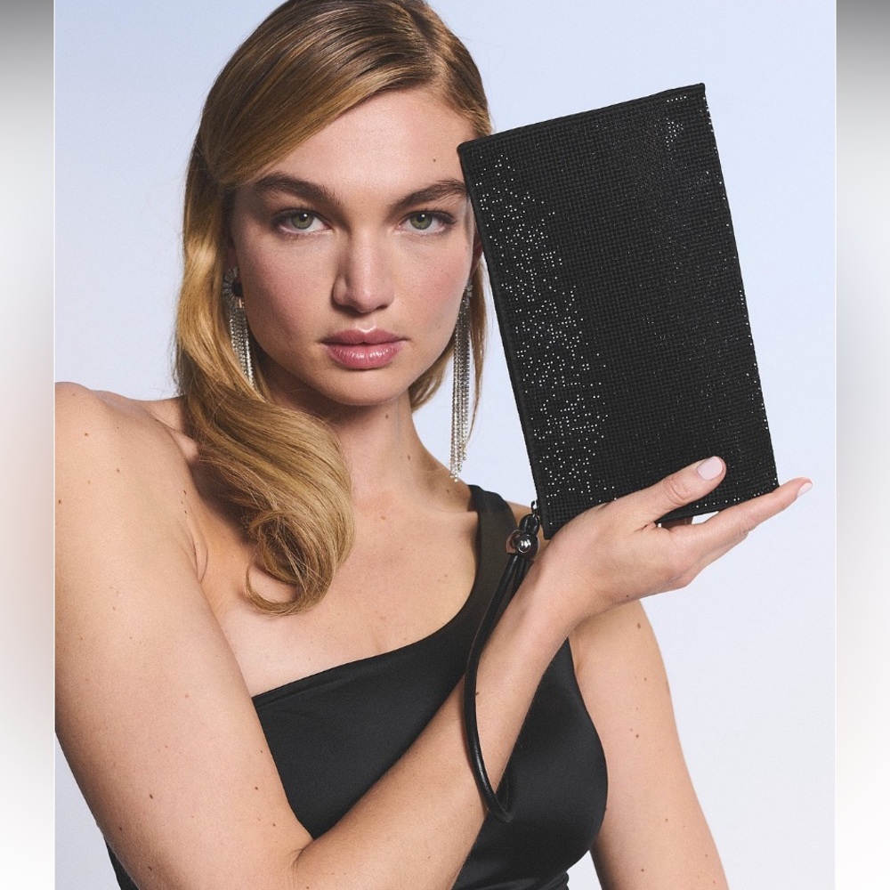 Victoria’s Secret Diamanté Shine Large Pouch Wristlet Clutch Black Diamond